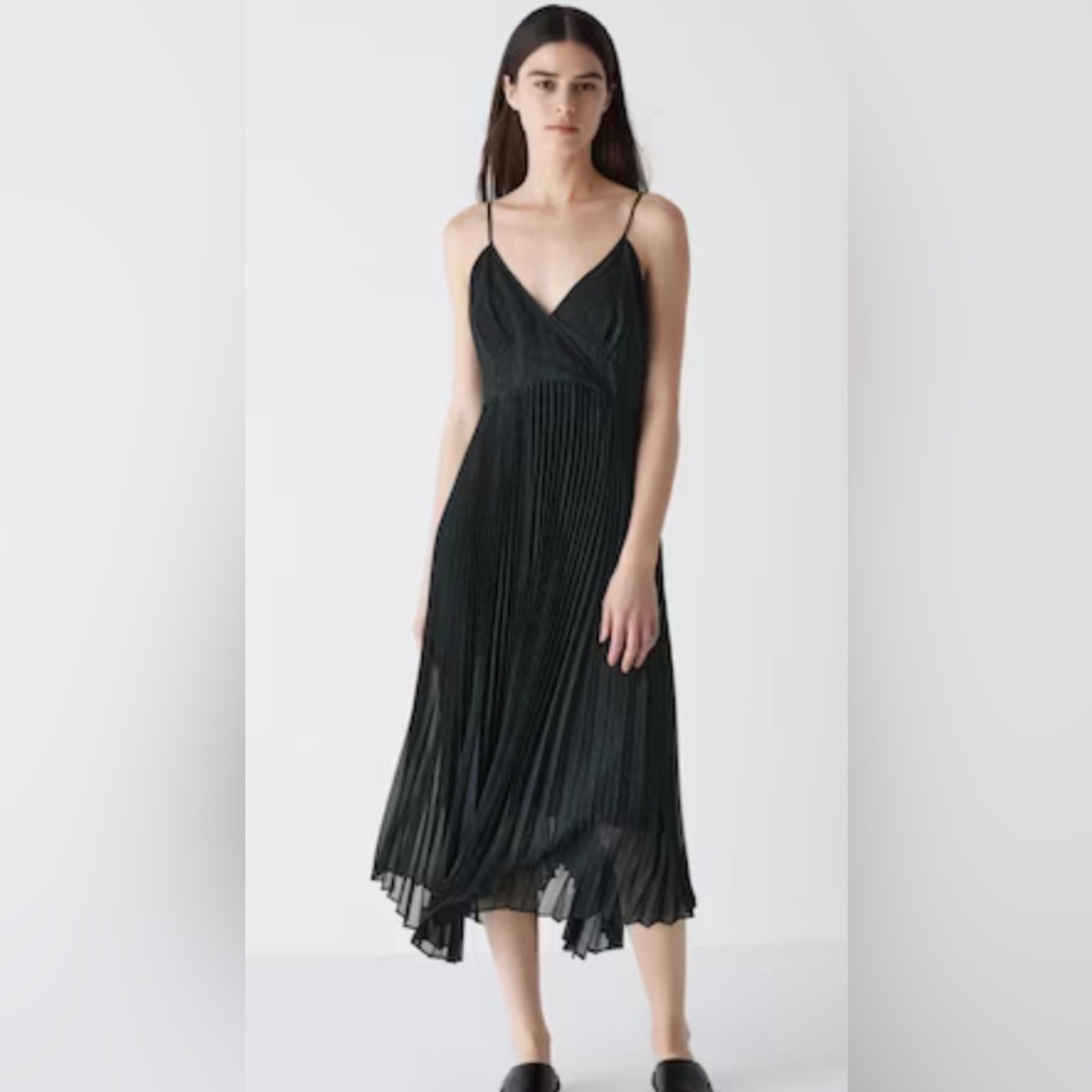 NWT UNIQLO :C Women Pleated Camisole Polka Dot Printed Dress black size XS